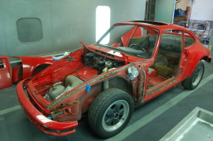 Porsche 911 Before dry abrasive stripping 