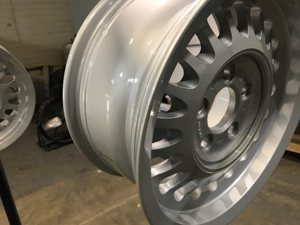 Anodized Silver Rims Customized Wheels Powder coating rims CT